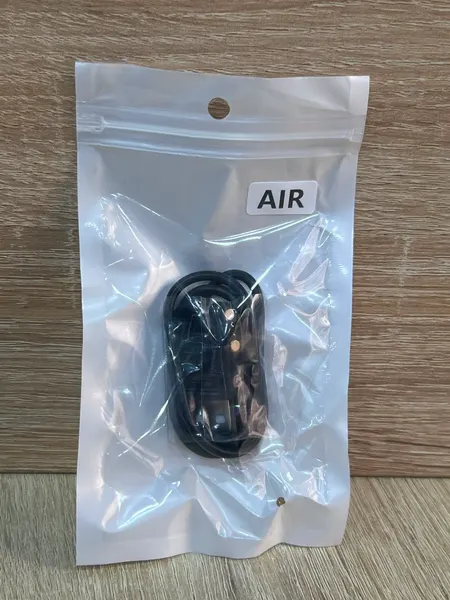 كابل شحن USB عالمي لساعة ذكية AIR - إكسسوار أساسي للساعات الذكية - شواحن بالجملة Errayhany Grossiste المغرب
