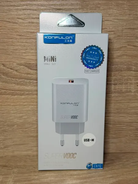 شاحن سريع KONFULON ميني C87Q SUPERVOOC USB-iP - صغير الحجم وعالي الجودة - شواحن بالجملة Errayhany Grossiste المغرب